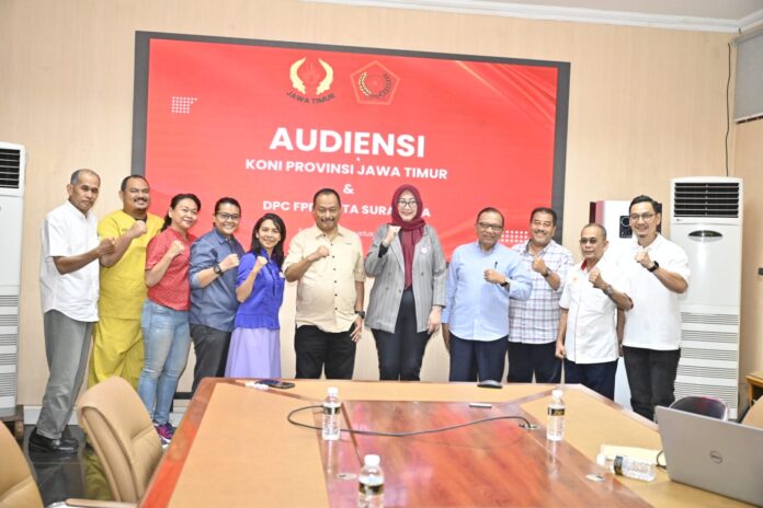 KONI Jatim menggandeng DPC FPPI Surabaya dan perwakilan RSD Prof. dr. Moeljono dalam pertemuan koordinasi kesehatan mental atlet di Surabaya.