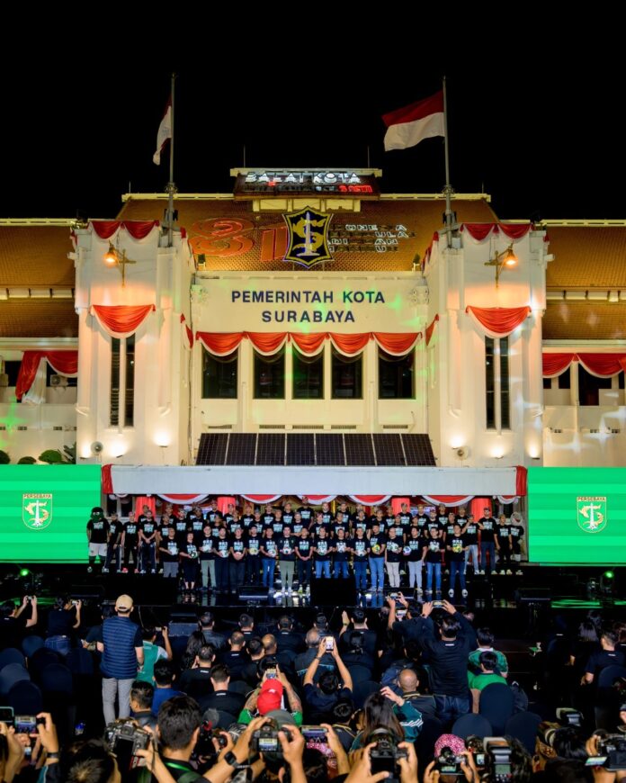 Skuad Persebaya Surabaya diperkenalkan kepada publik pada acara bertajuk Launching Synergy Persebaya.
